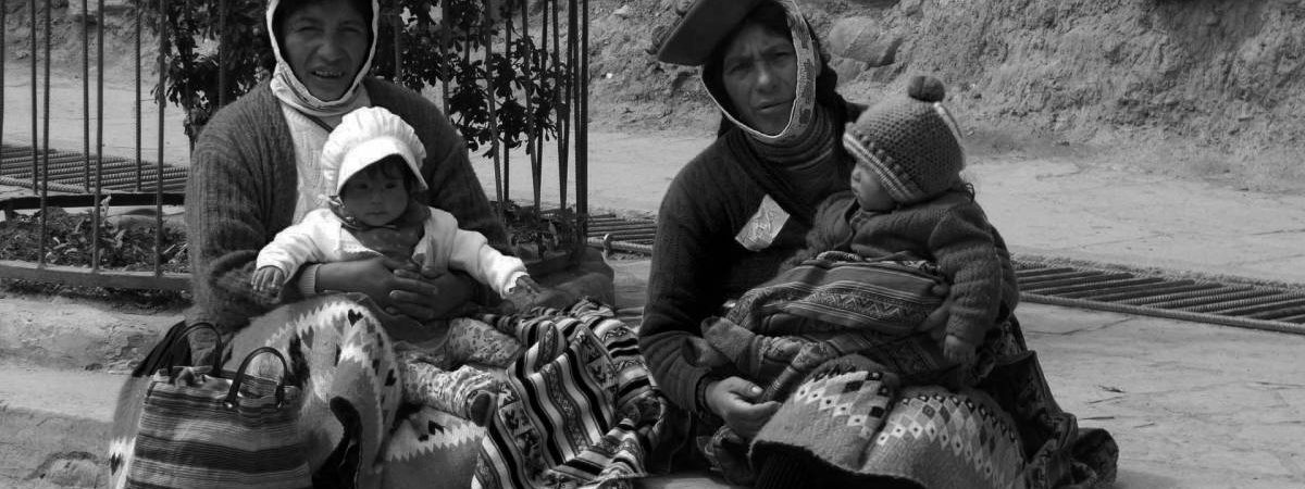 GRUPO DE INICIATIVA NACIONAL POR LOS DERECHOS DEL NIÑO  "Por que soñanos con otro mundo posible"...